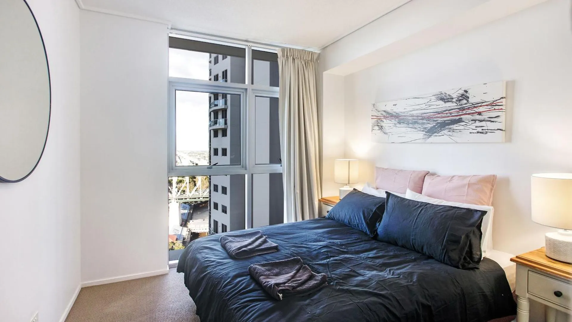 Flexible Inner City Apartment With Wifi Brisbane
